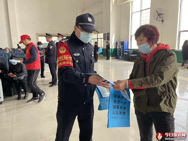 在候車室宣傳.jpg
