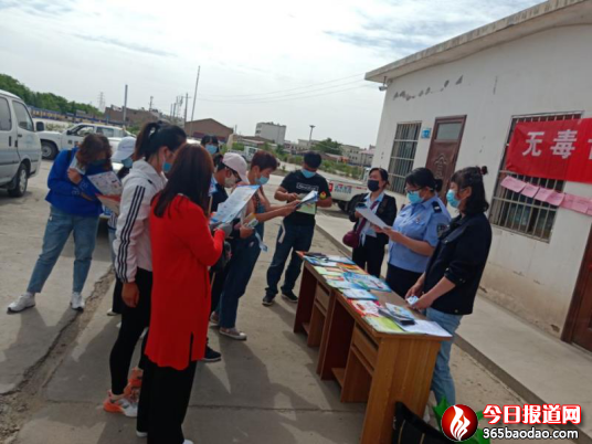 建林社區(qū)計(jì)生協(xié)志愿者開展禁毒防艾宣傳活動(dòng)181.png