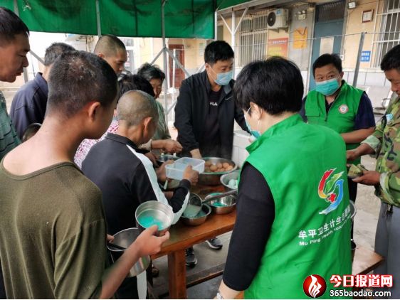 濃濃粽香情,情暖患者心799_副本.jpg