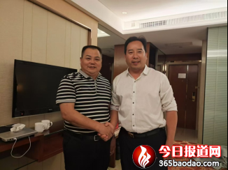 著名詩人黃秀峰應邀出席首映禮933.png