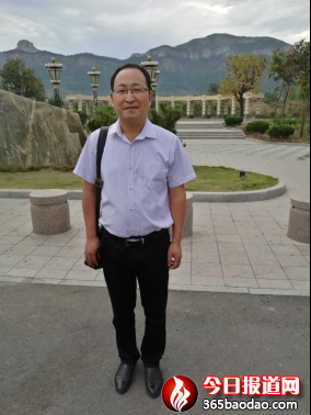 懷念父親(全文)8225.png